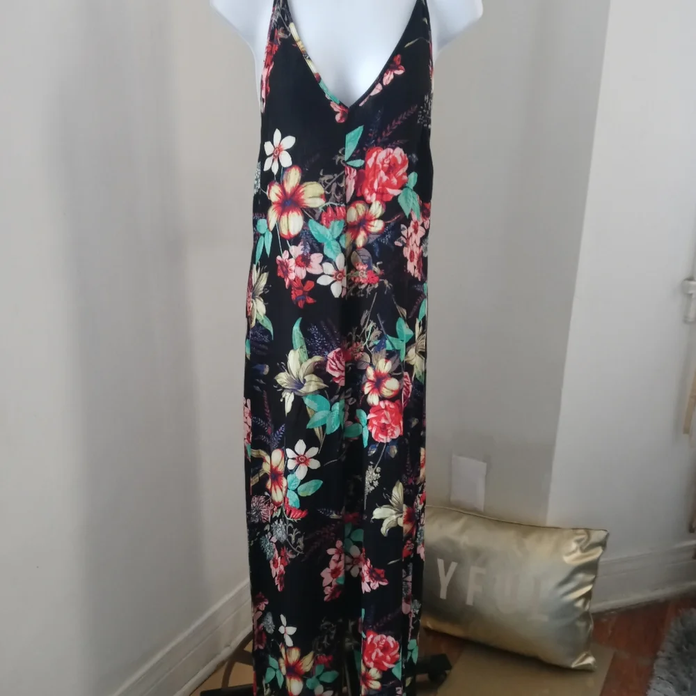 Love Culture Floral Multi Color Romper Jumpsuit 1pc - Picture 2 of 7